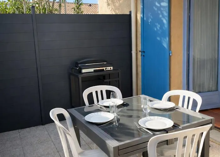 Nyaraló Mazet Avec Piscine Collective *