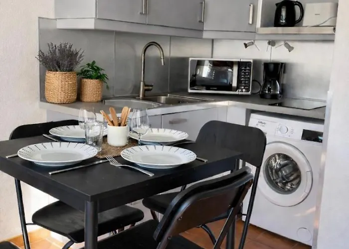 Mazet Avec Piscine Collective *